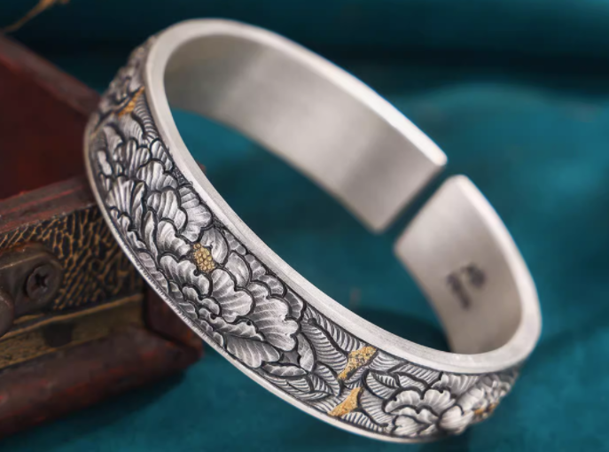 Chenzhou Silver Ornaments.png